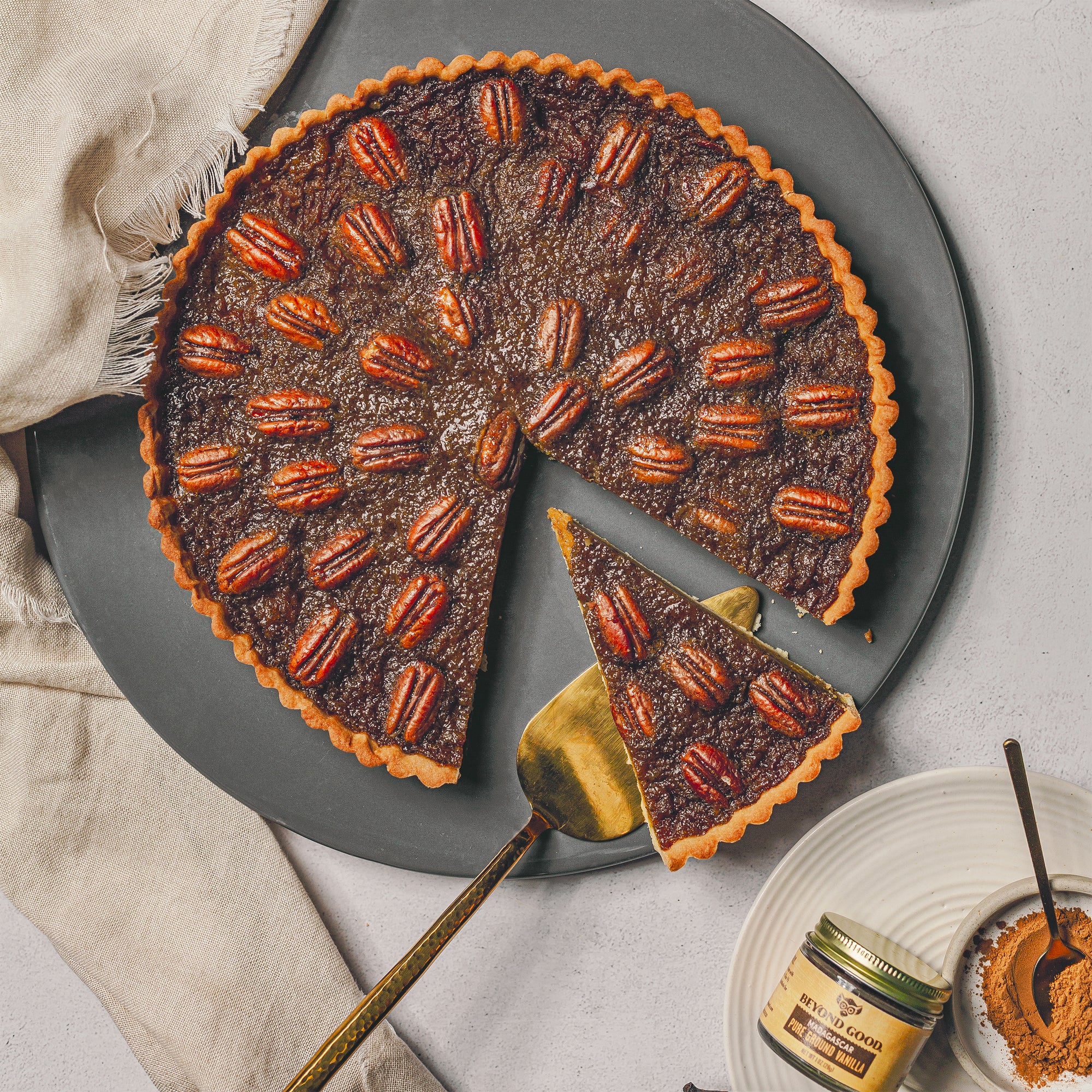 Spiced Pecan Pumpkin Pie